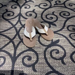 Ocean Pacific (OP) flip flops size 8